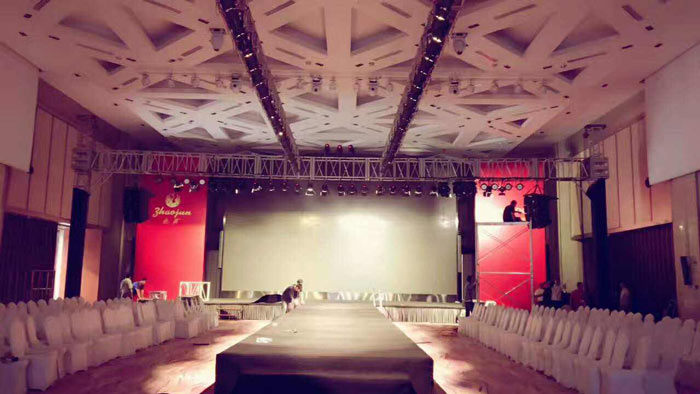 周年慶典策劃中的舞臺(tái)搭建有多重要?